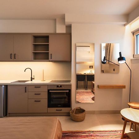 Sii City Luxury Suites 罗希姆诺 外观 照片