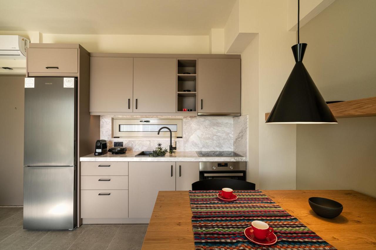 Sii City Luxury Suites 罗希姆诺 外观 照片