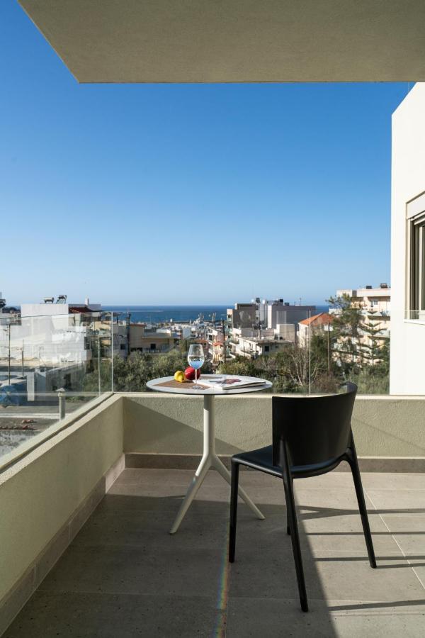 Sii City Luxury Suites 罗希姆诺 外观 照片