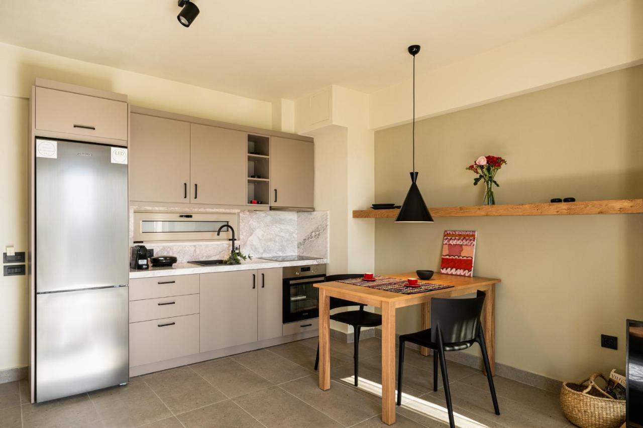 Sii City Luxury Suites 罗希姆诺 外观 照片