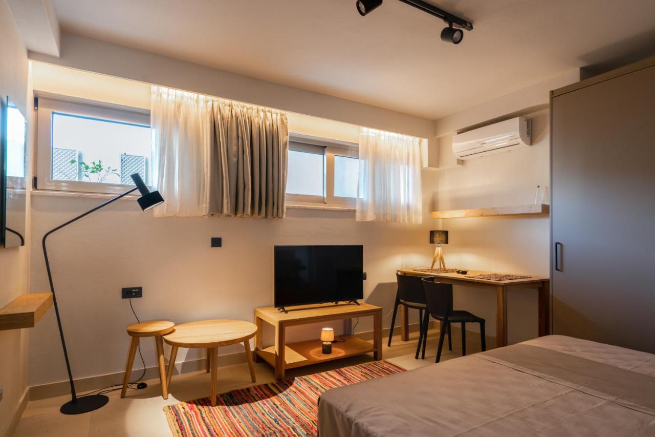 Sii City Luxury Suites 罗希姆诺 外观 照片
